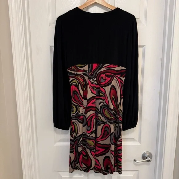 Like New Vintage Trina Turk Fit & Flare Stretch Dress - Picture 3 of 4